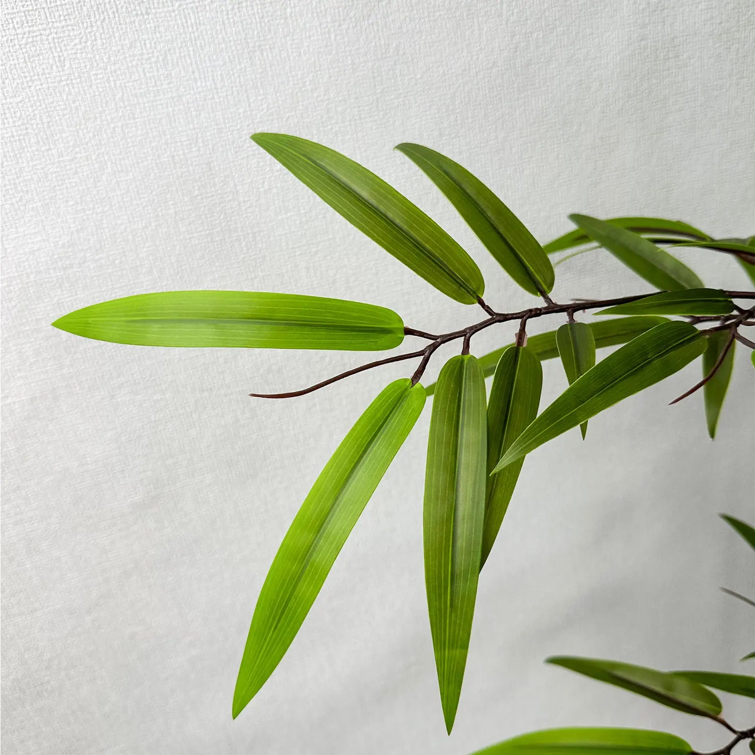 Folhas Artificiais de Bambu Verde 130-210cm – Folhagem Decorativa