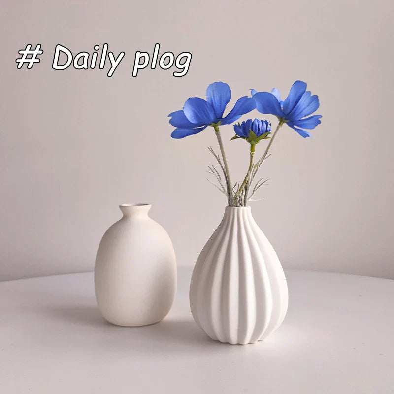 Vaso de Flor em Cerâmica Branca Estilo Nórdico - Design Moderno e Elegante
