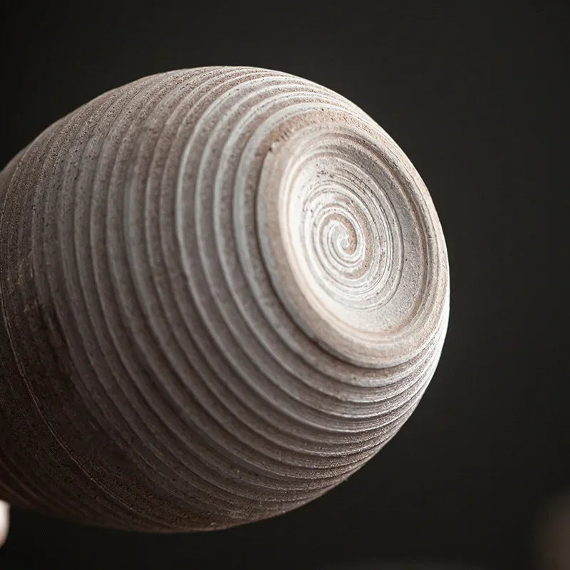 Vaso de Cerâmica Artesanal Feito à Mão