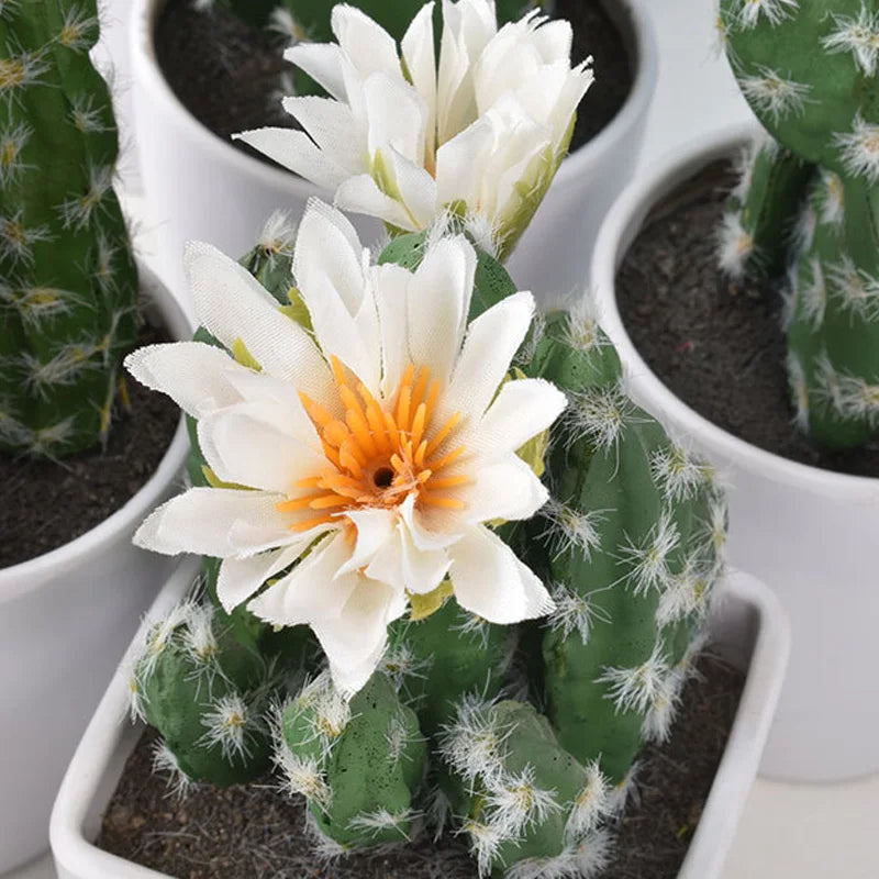 Mini Cacto Artificial em Vaso – Decoração Sustentável e Charmosa