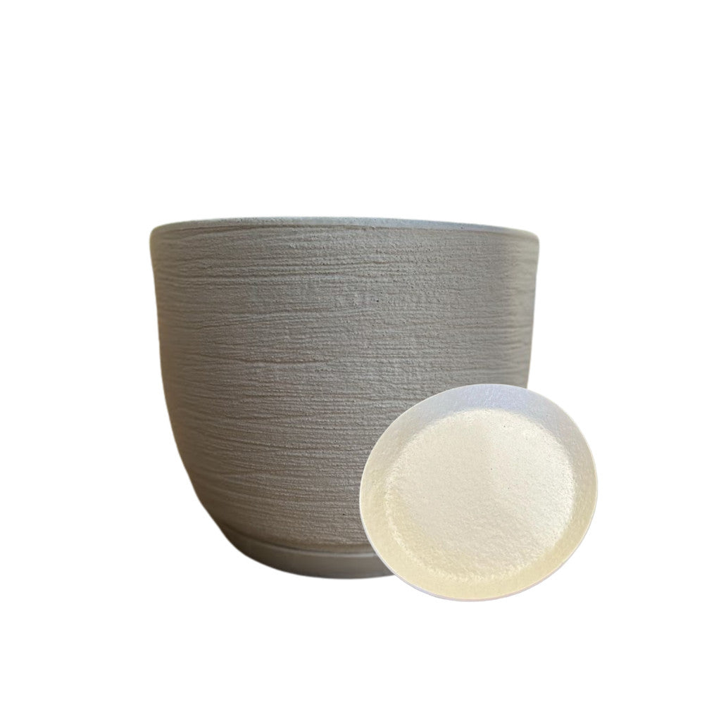 Vaso de Planta Polietileno Com Prato - Leveza, Estilo e Durabilidade