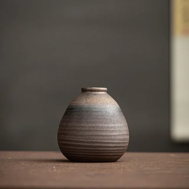 Vaso de Cerâmica Artesanal Feito à Mão