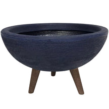 Vaso Bacia 30cm De Polietileno  Com Tripé de Madeira Decorativo Para Flores E Plantas