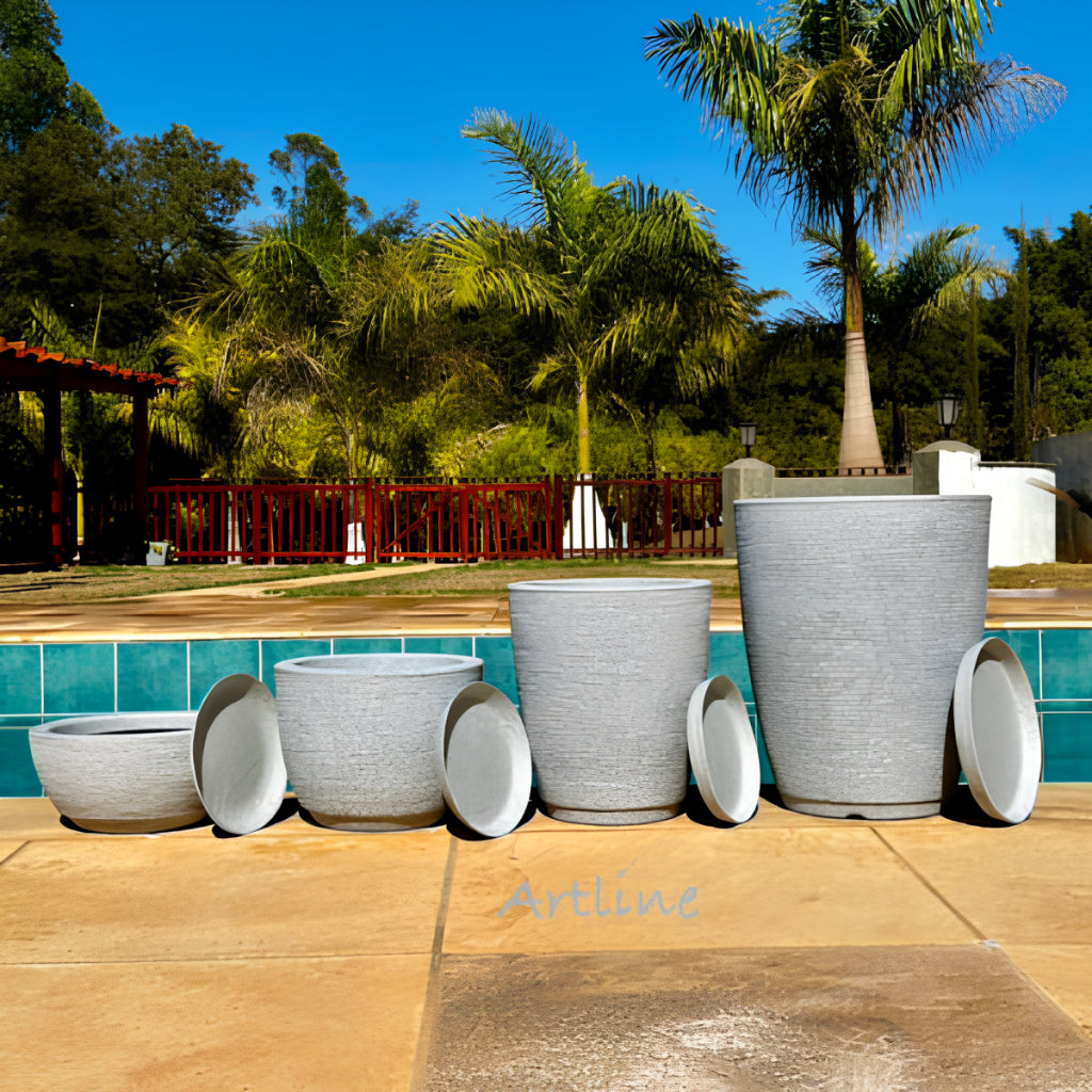 Conjunto de 4 Vasos Decorativos para Plantas em Polietileno - Modelos Coluna Bojo Escovado Luxo N°1 e N°2, Bojo N°1 e Bacia N°1 com Prato