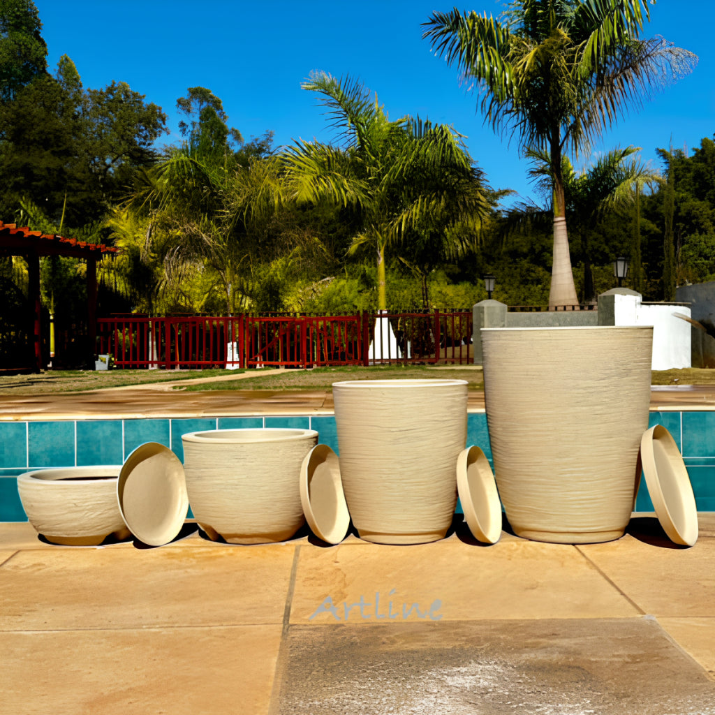 Conjunto de 4 Vasos Decorativos para Plantas em Polietileno - Modelos Coluna Bojo Escovado Luxo N°1 e N°2, Bojo N°1 e Bacia N°1 com Prato