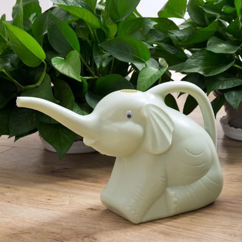 Regador de Plantas e Jardim 2 Litros Decorativo Em Formato de Elefante – Prático e Durável